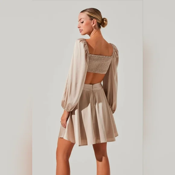 NWT ASTR The Label Anamaria Cut Out Dress Champagne Pink Satin Size M - Picture 4 of 13